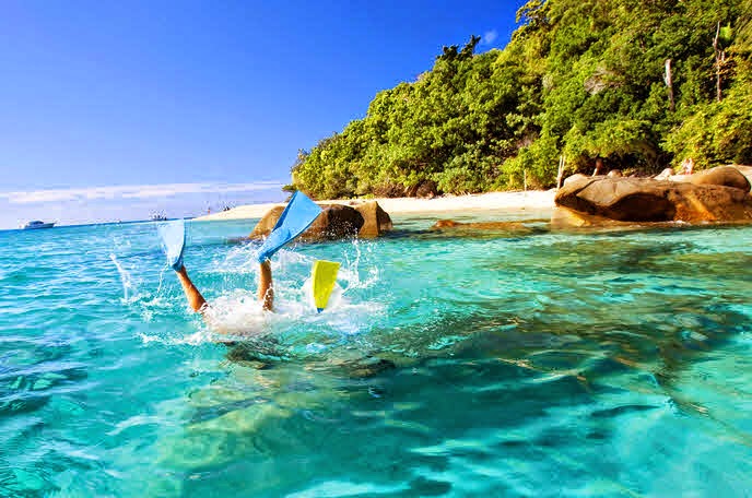2015 Public Holidays In Malaysia Are Packed With 11 Long Weekends SKA 2015-public-holidays-in-malaysia-are-packed-with-11-long-weekends-ska