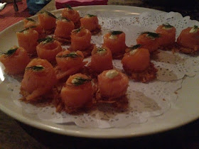Pinkster Gin, smoked salmon canapes