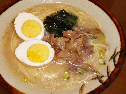 【サンポー】博多とんこつラーメン（棒状ラーメン）早茹で90秒