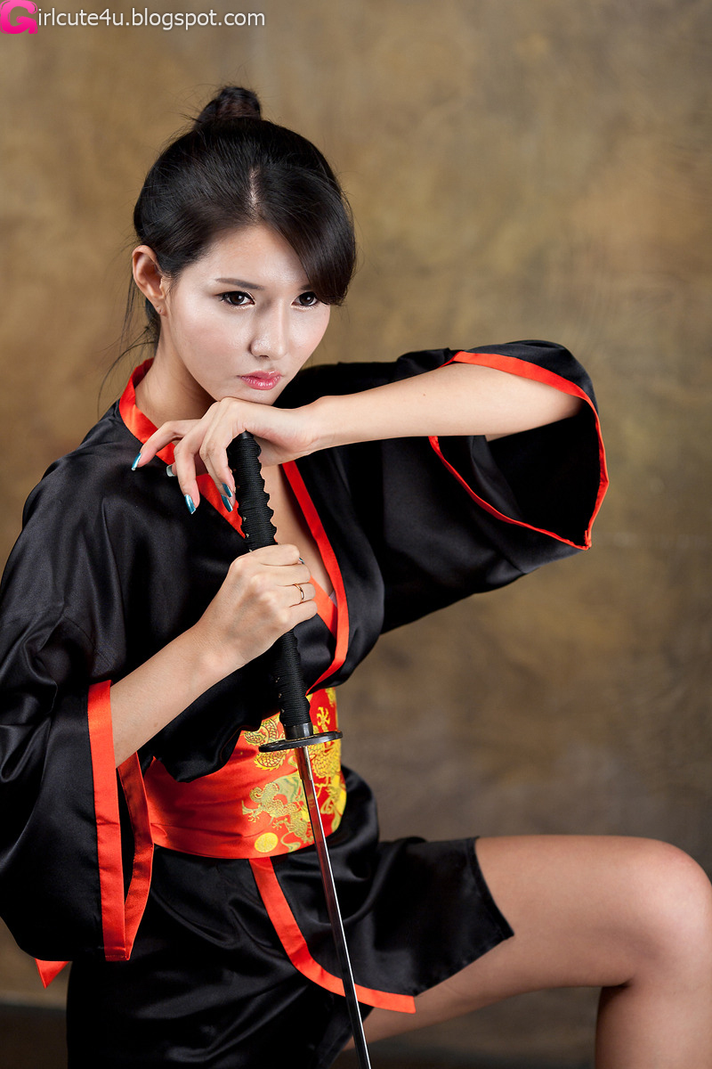 xxx nude girls: Cha Sun Hwa - Samurai Girl