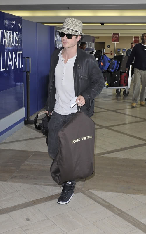 My Blueberry Nights Street Style Ian Somerhalder♥