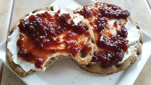Rye Crisps with Cream Cheese and Raspberry Chipotle Preserves