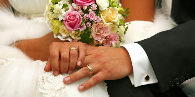 Mitos, Mengapa Cincin Pernikahan di Taruh di Jari Manis