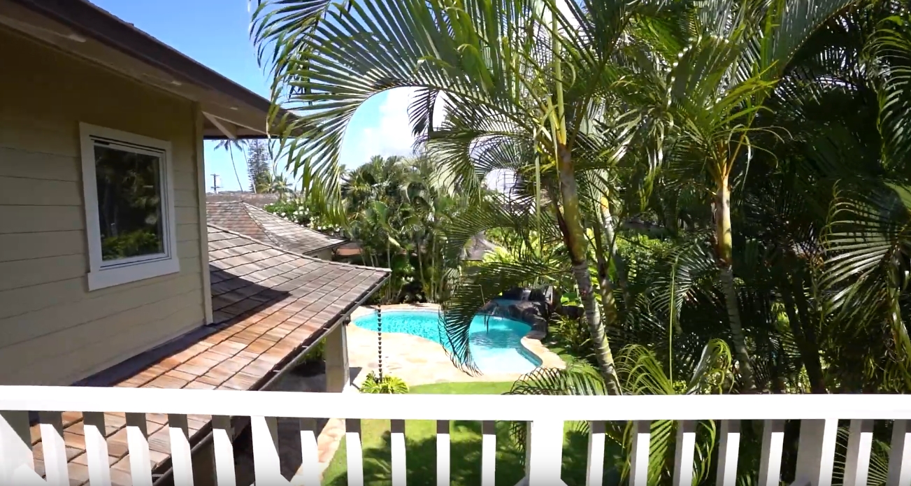20 Photos vs. 4812 Aukai Ave, Honolulu HI vs. Home Interior Design Tour