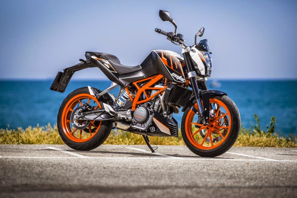 New Motorcycle: KTM Duke 390 USA Price, Review and Specs