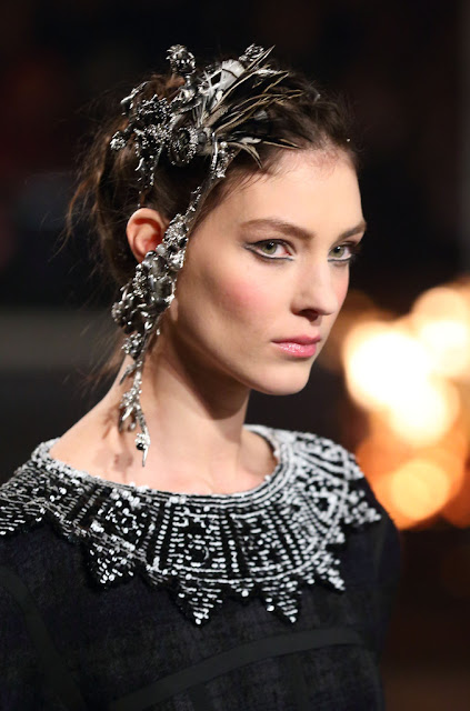 The Style Examiner: Chanel Métiers d'Art Pre-Fall 2013 Collection