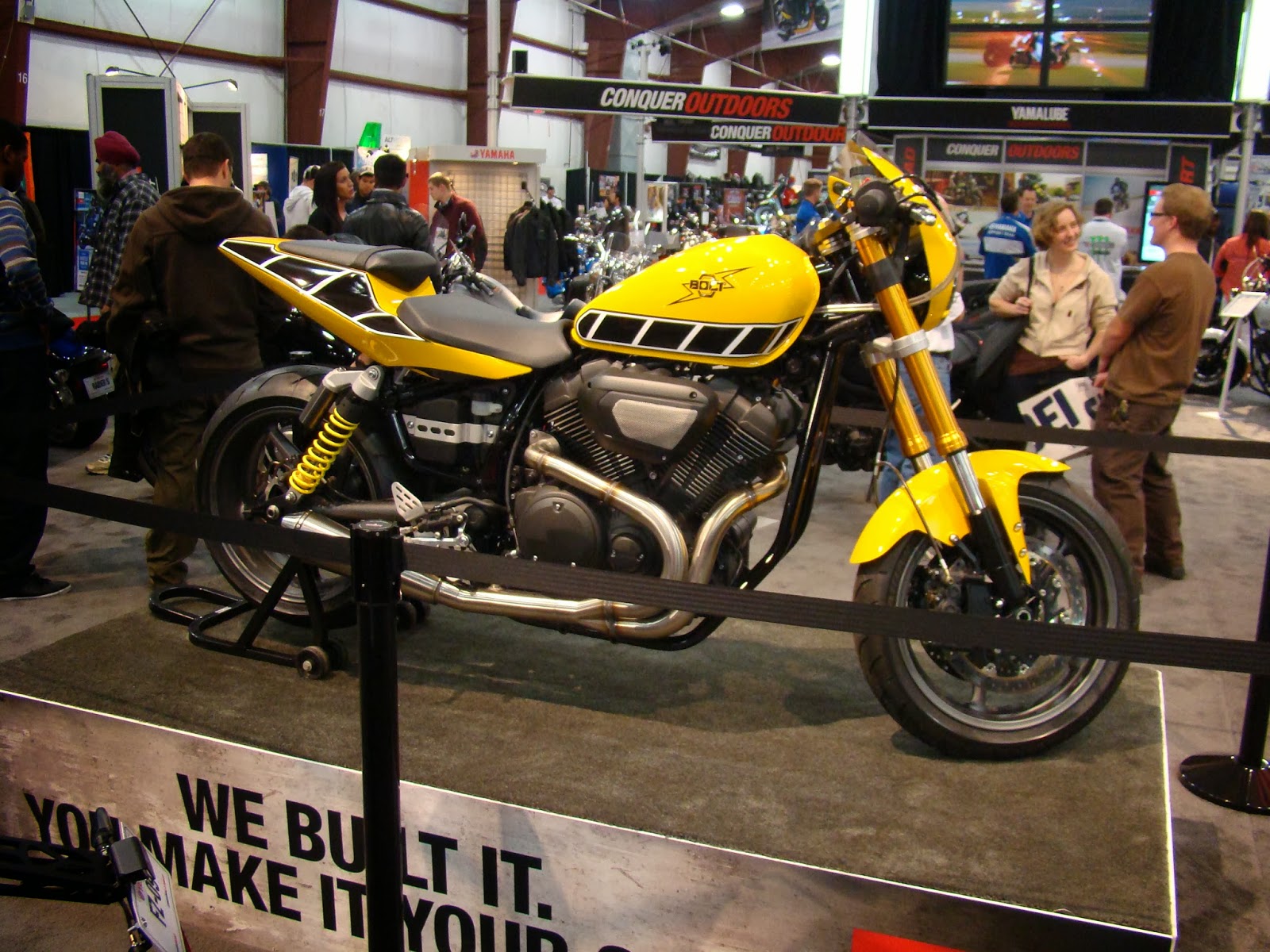 The World of JEK: Yamaha Bolt Street Tracker