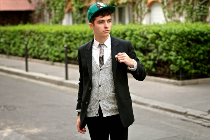 BLOG MODE HOMME PREPPY DANDY CONSEIL STYLE PARIS ELEGANCE TENDANCE JEUNE APC Blazer - Craft&Commerce Cardigan - Dries Van Noten Tie Cravate - Skinny jeans noir - BLOG MODE HOMME MENSFASHION