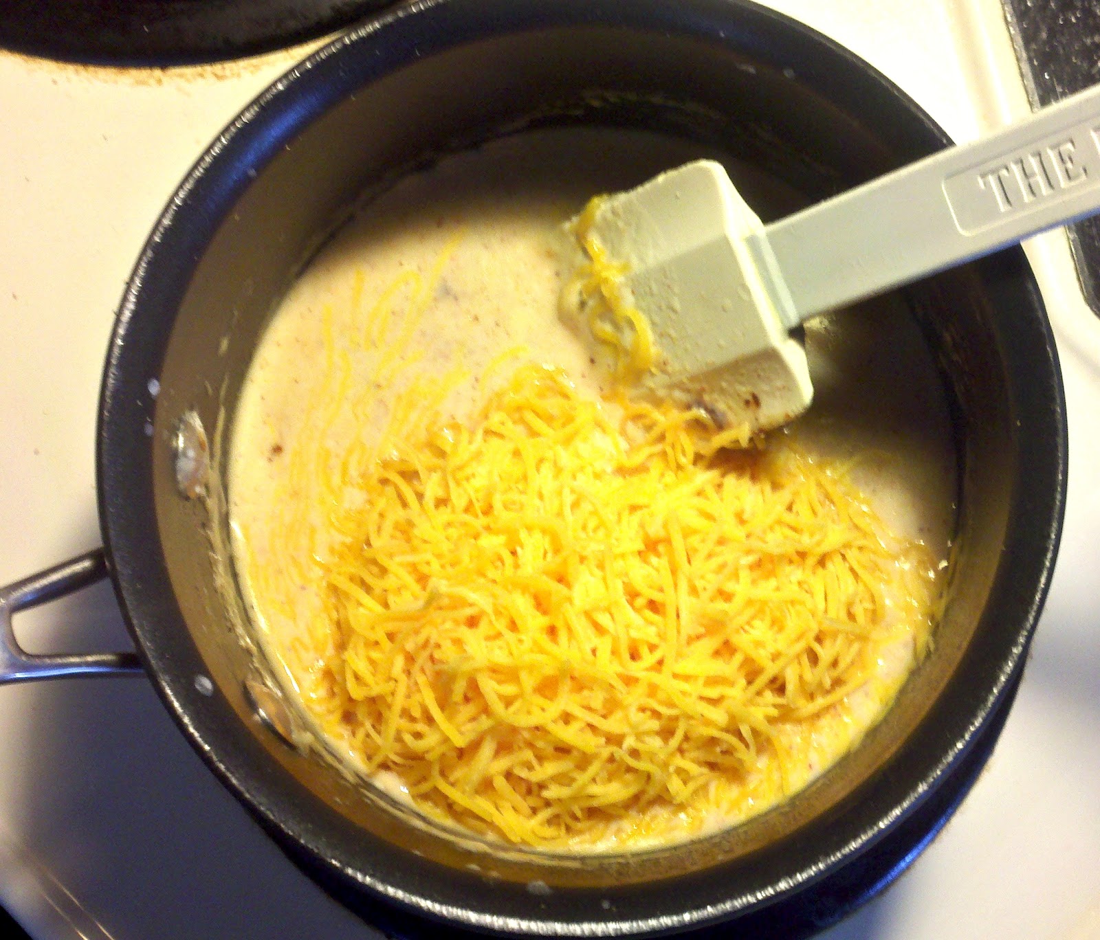 Simply the Good Life Cheesy Breadsticks with Nacho Sauce