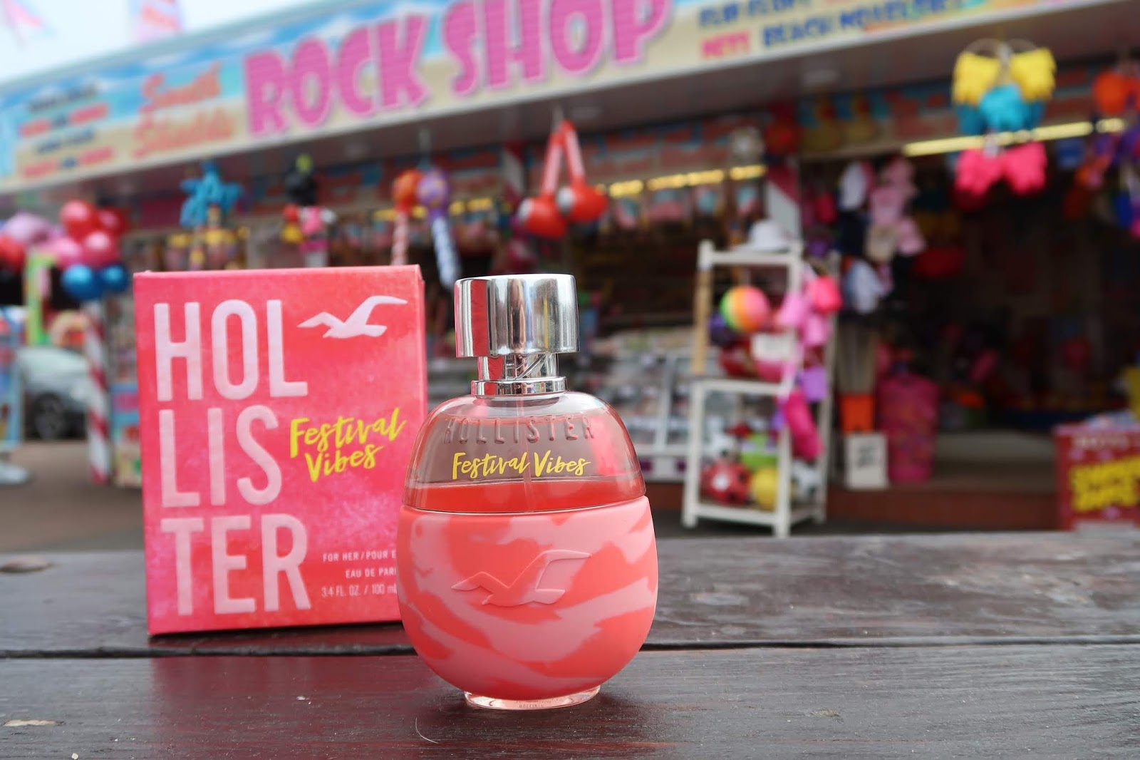 hollister festival vibes perfume