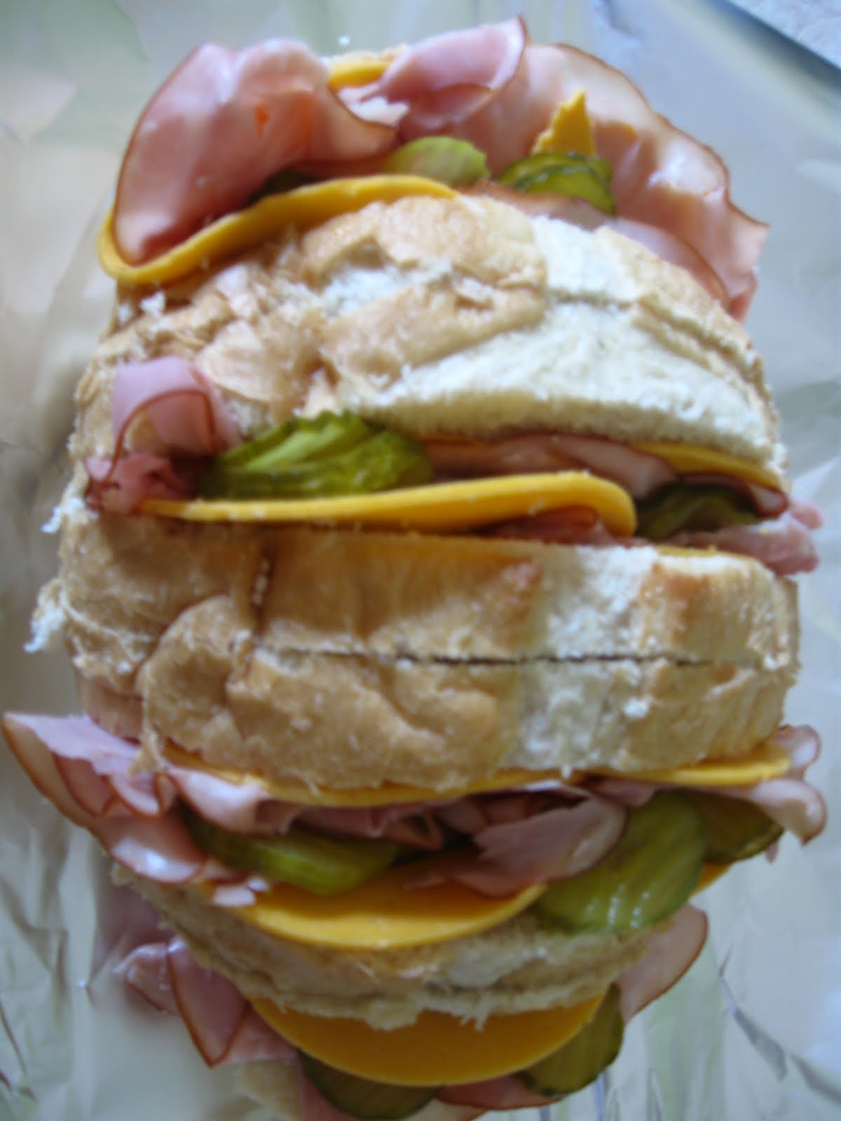 A Journey of a Thousand Miles...: Yummy Crockpot Sandwiches