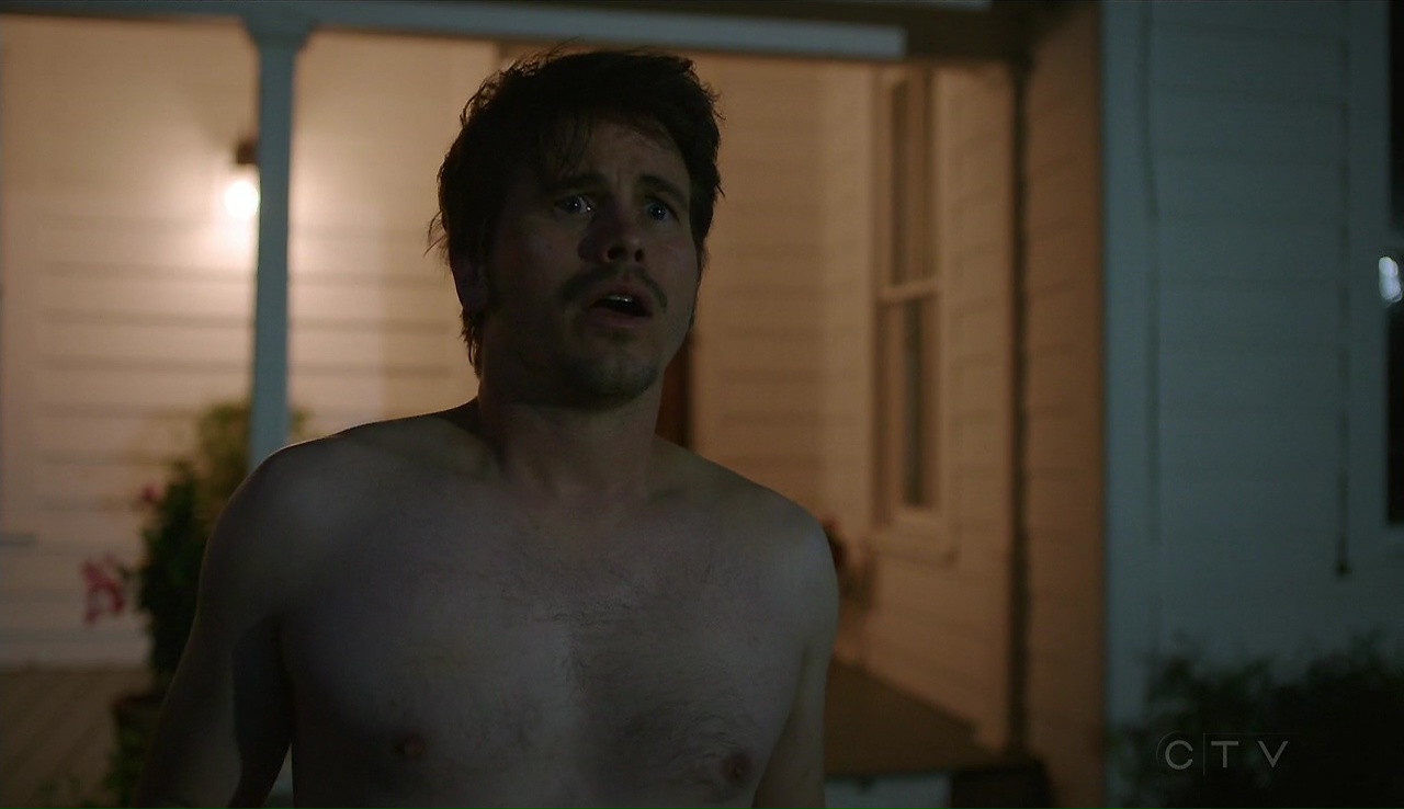 Alexis Superfan S Shirtless Male Celebs Jason Ritter Shirtless In Kevin Probably Saves The