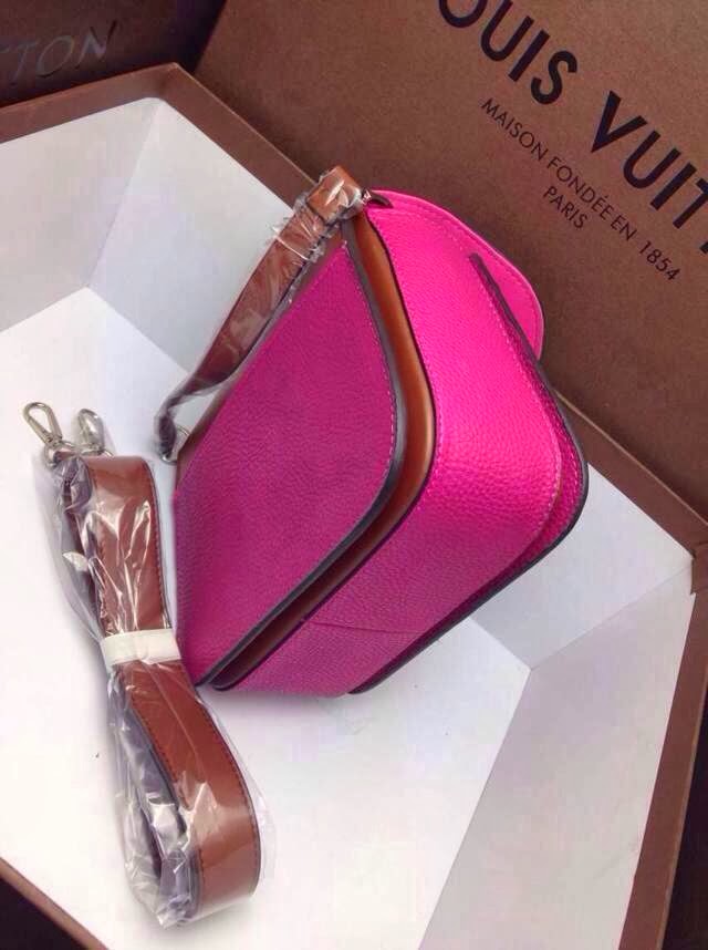 Louis Vuitton Bags Replica: Louis Vuitton Pink Tan Vivienne S-Lock Bag