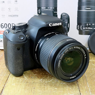 Kamera Second Canon Eos 600D Fullset