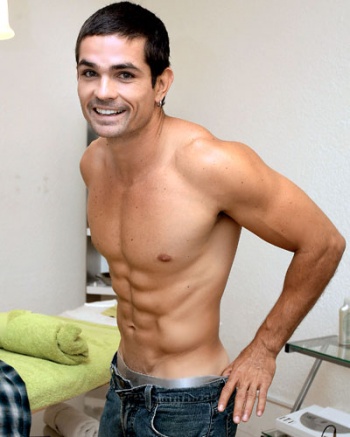 Naked Men: Ferdinando Valencia