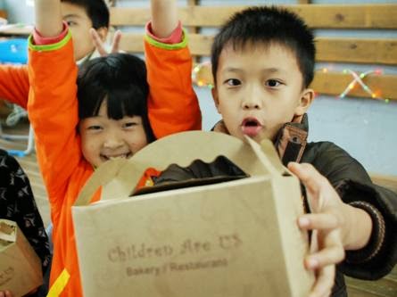 憨兒幫偏鄉兒 餐盒傳遞愛