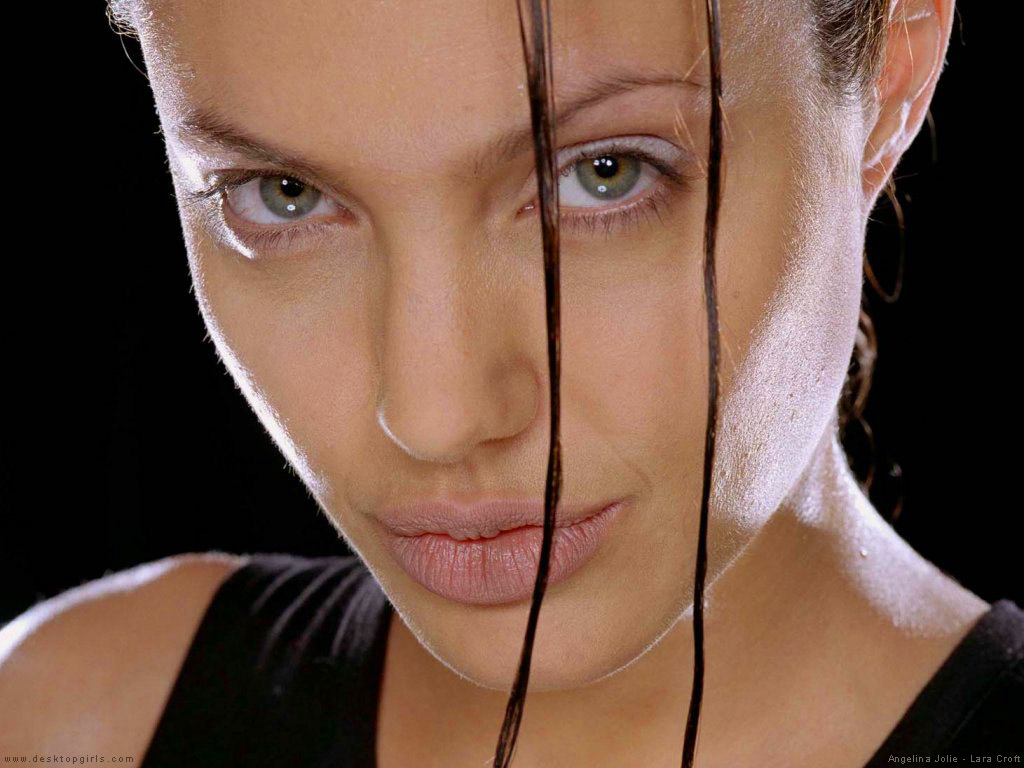 Best Woman Wallpapers: Angelina Jolie Wallpapers