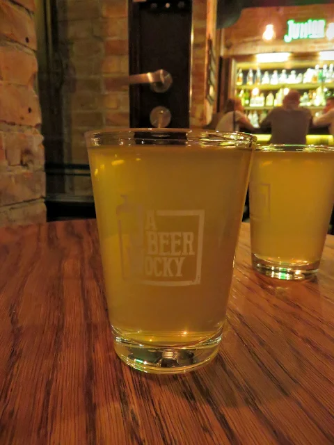 What to drink in Warsaw, Poland: Polish Craft Cider at JaBeerWocky