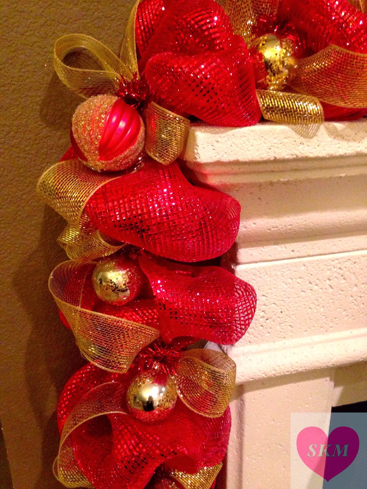 Ramble On: Deco Mesh Garland How To