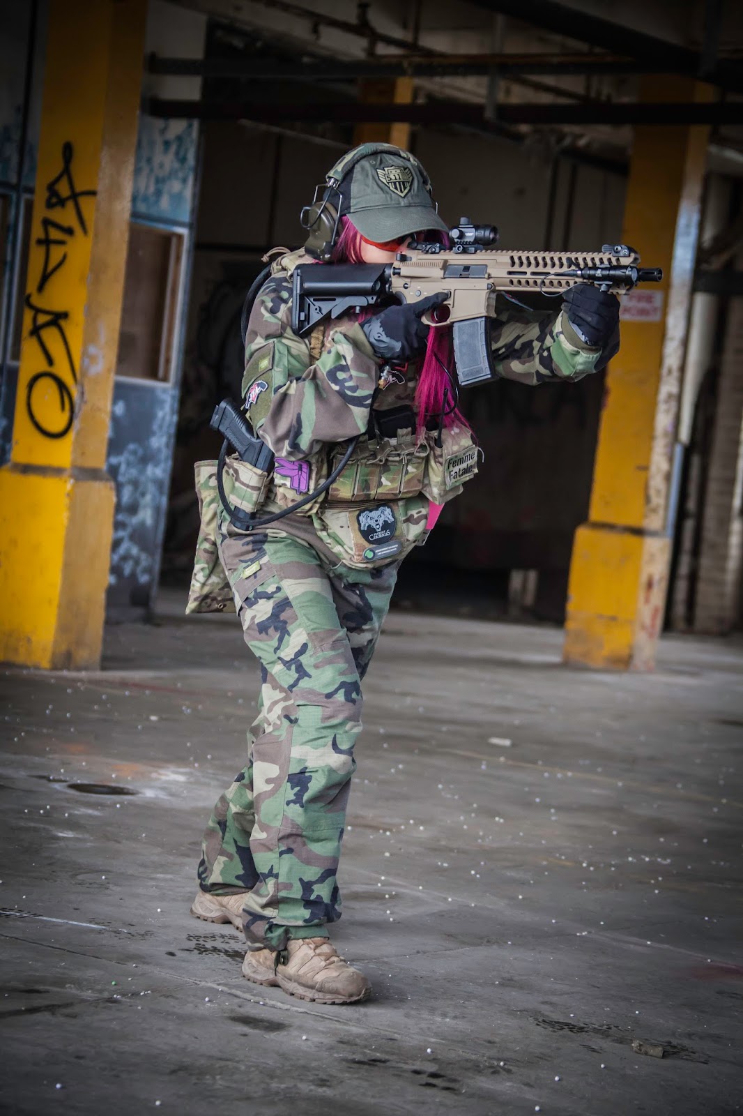 VALKEN V12 OPTIMA HPA AIRSOFT GUN REVIEW! Femme Fatale Airsoft