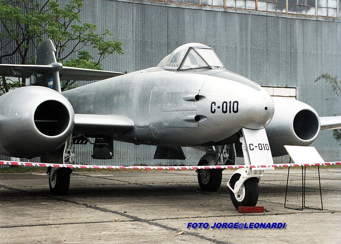 GLOSTER+METEOR+C-010.3.jpg