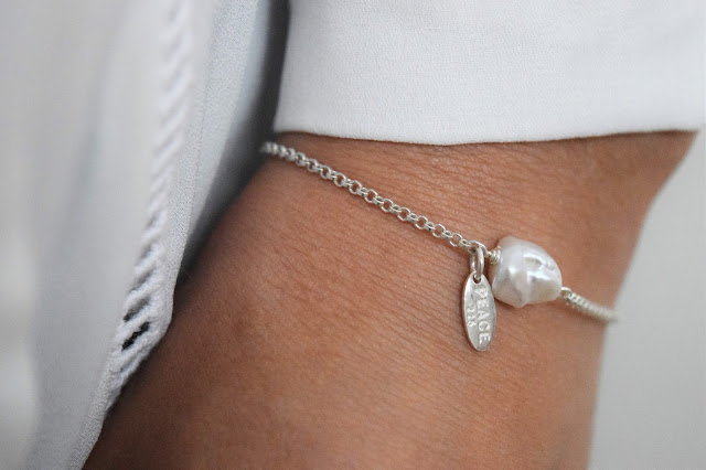 Style | JewelleryBox.co.uk - Freshwater Pearl Bracelet Worn