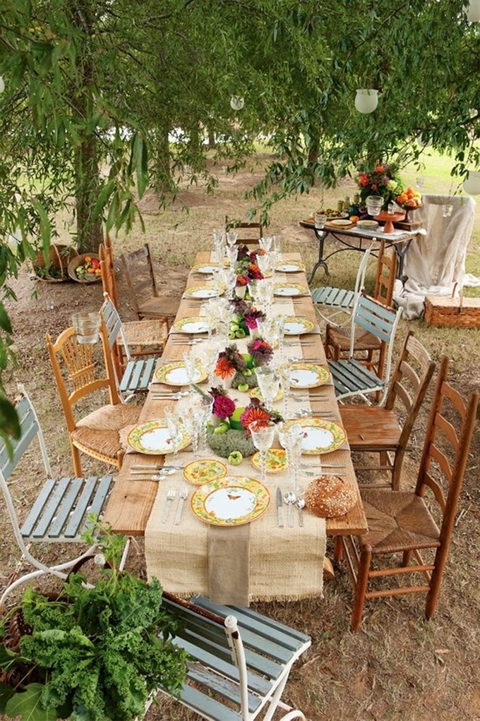 10 Country Chic and Rustic Wedding Tablescapes - Mismatched Table Chairs and China