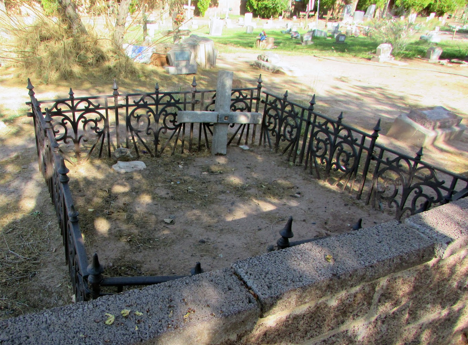 Photography Holbrook Cemetery