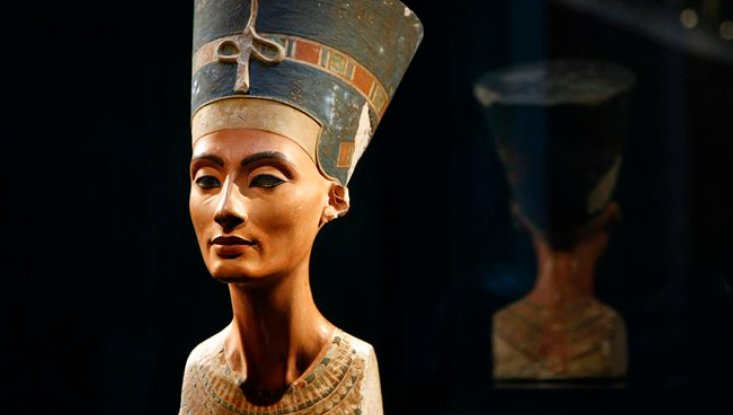 Studying the Facts About Nefertiti, an Influential Egyptian Woman Who Says More Beautiful than Cleopatra