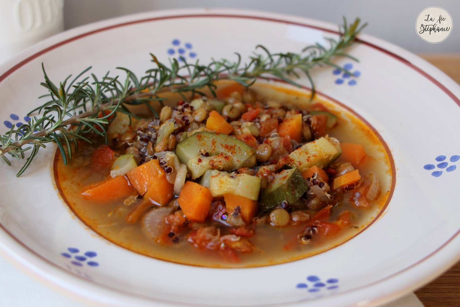 Soupe folle de quinoa, lentilles et légumes La Fée Stéphanie