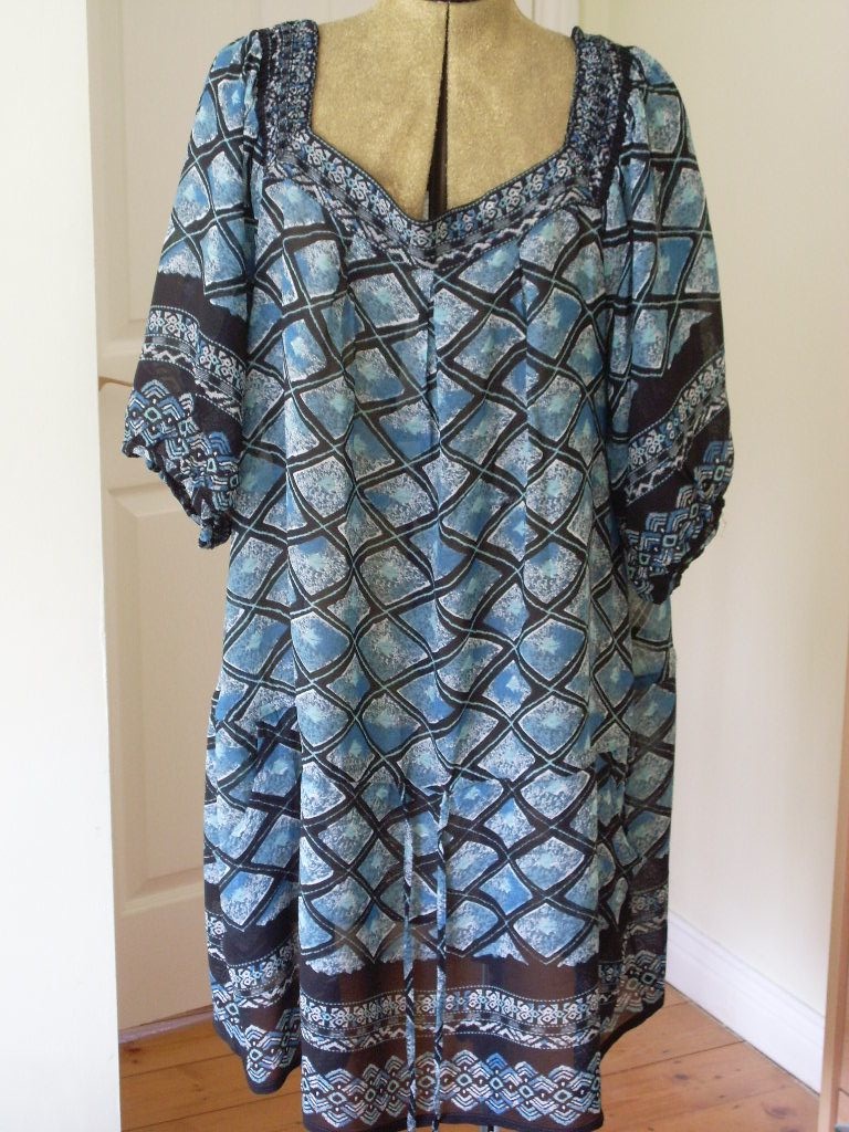 Refashion Co-op: Tunic to Dress