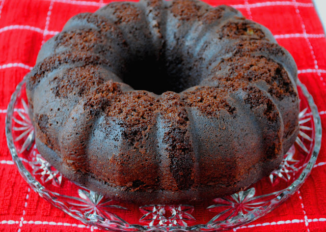 The Best Chocolate Bundt Cake Ever | Neighborfoodblog.com