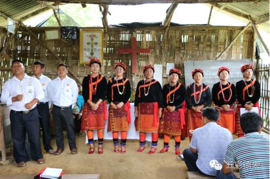 中国基督教迫害观察：云南德宏州让党歌和党的声音在教堂里响起