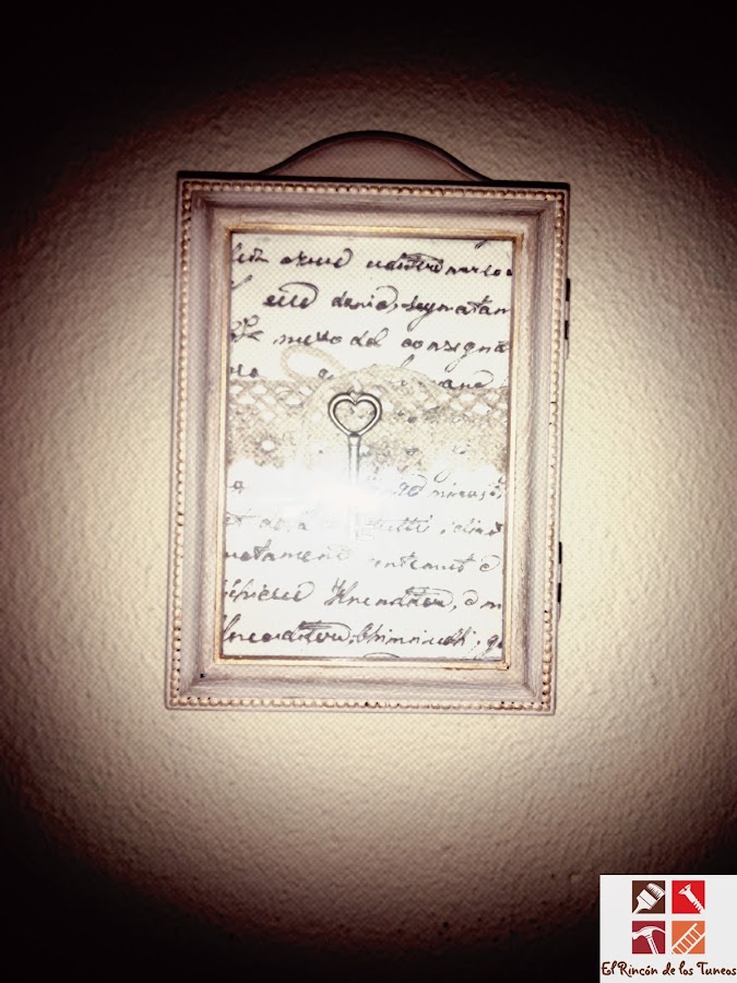 colgador de llaves reciclado