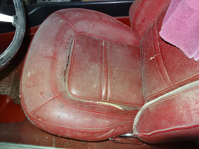 Gross_car_Seat