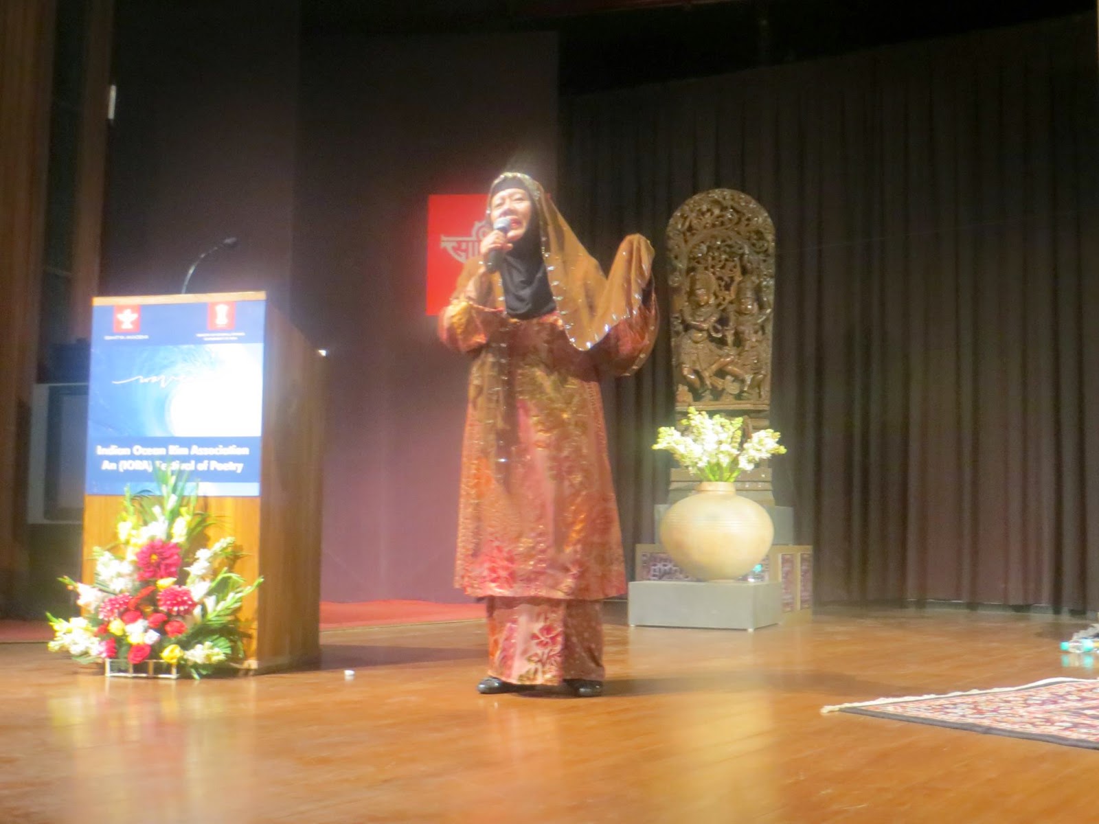 Festival Puisi Antarabangsa India - INTERPRETASI