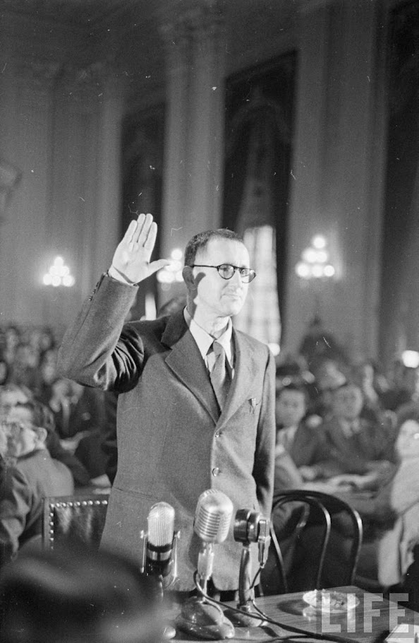 Bertolt Brecht before the HUAC