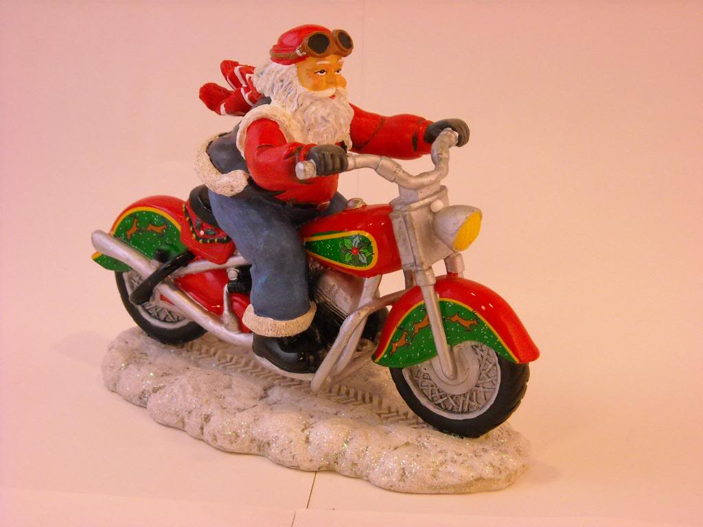 Motoblogn: Santa Rides A Motorcycle Christmas Decorations