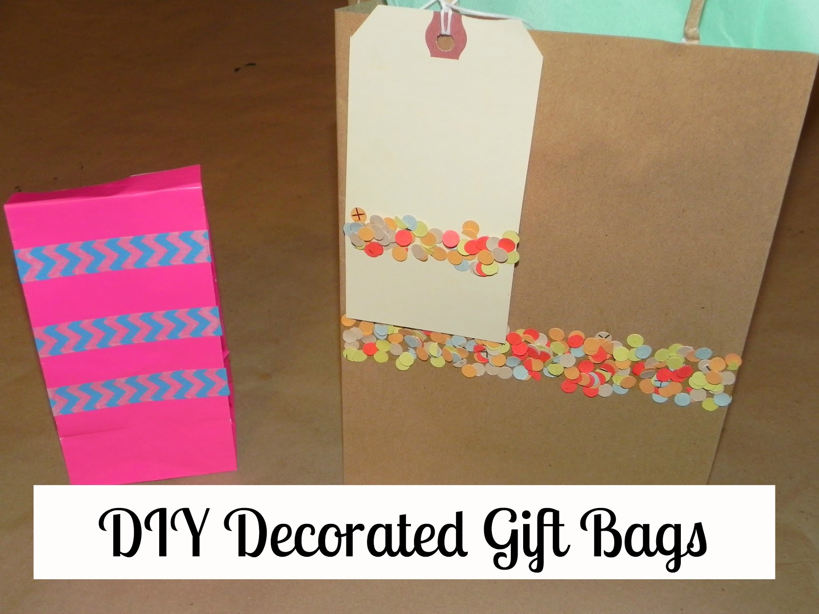 Smart n Snazzy: 12 DIYs of Christmas ~ Day 12 ~ DIY Decorated Gift Bags
