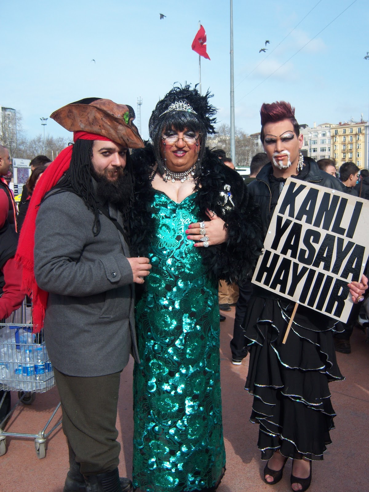 Tawşi'nin Dünyası: Mart 2013