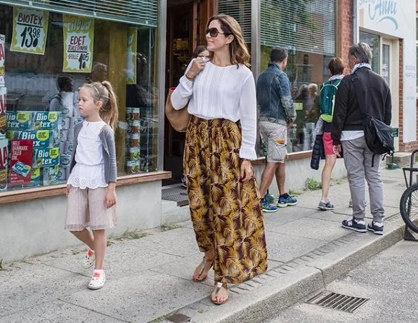 Crown Princess Mary, Prince Christian, Princess Isabella, Prince Vincent and Princess Josephine visited Old Town of Aarhus. Zara blouse