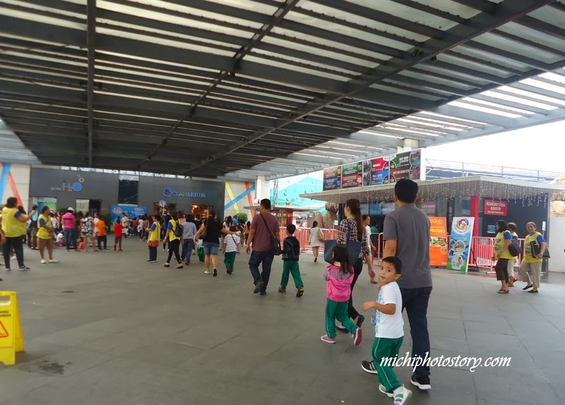 Manila Ocean Park Parking Area