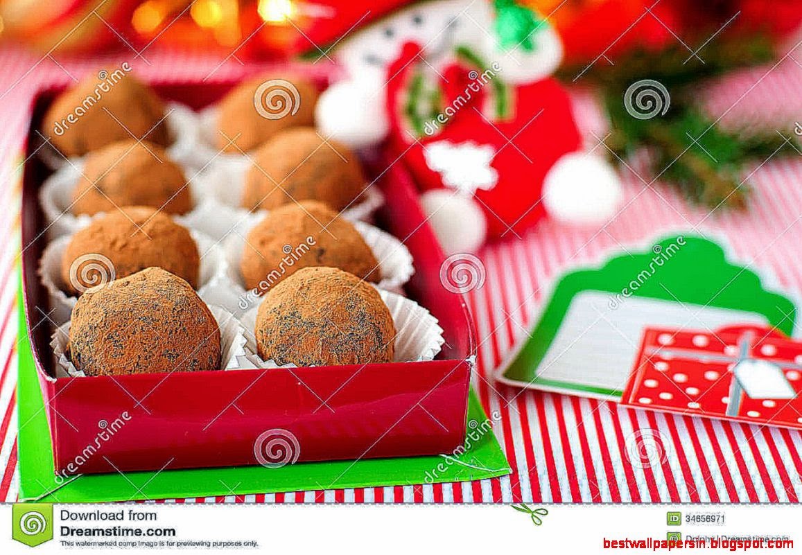 Christmas Chocolate Truffles In A Gift Box Royalty Free Stock