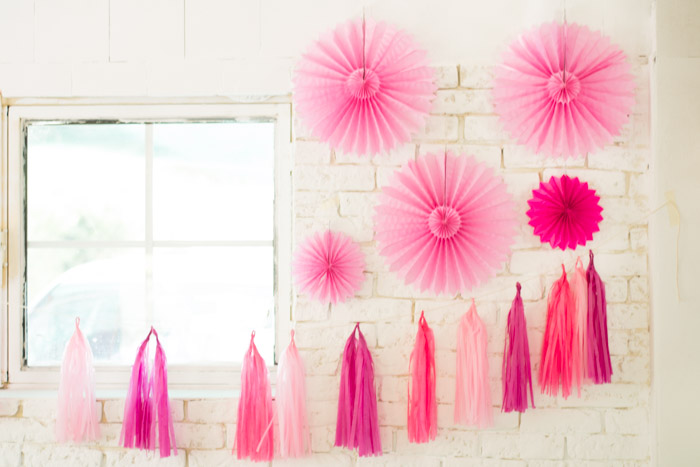 Guirnalda borlas papel de seda diy