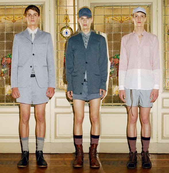 Boys in short shorts: Smart and uniform shorts lads