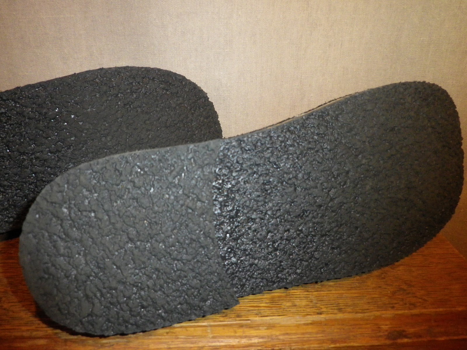 chaussure compensée ouverte devant