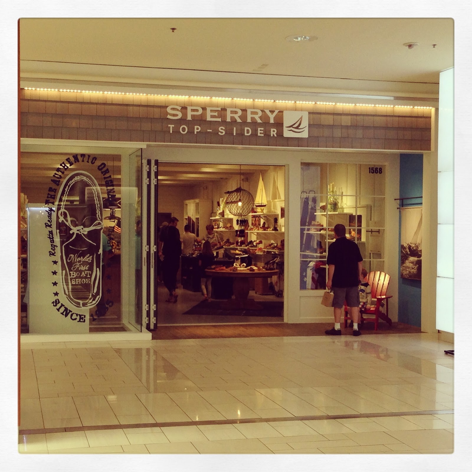 sperry store