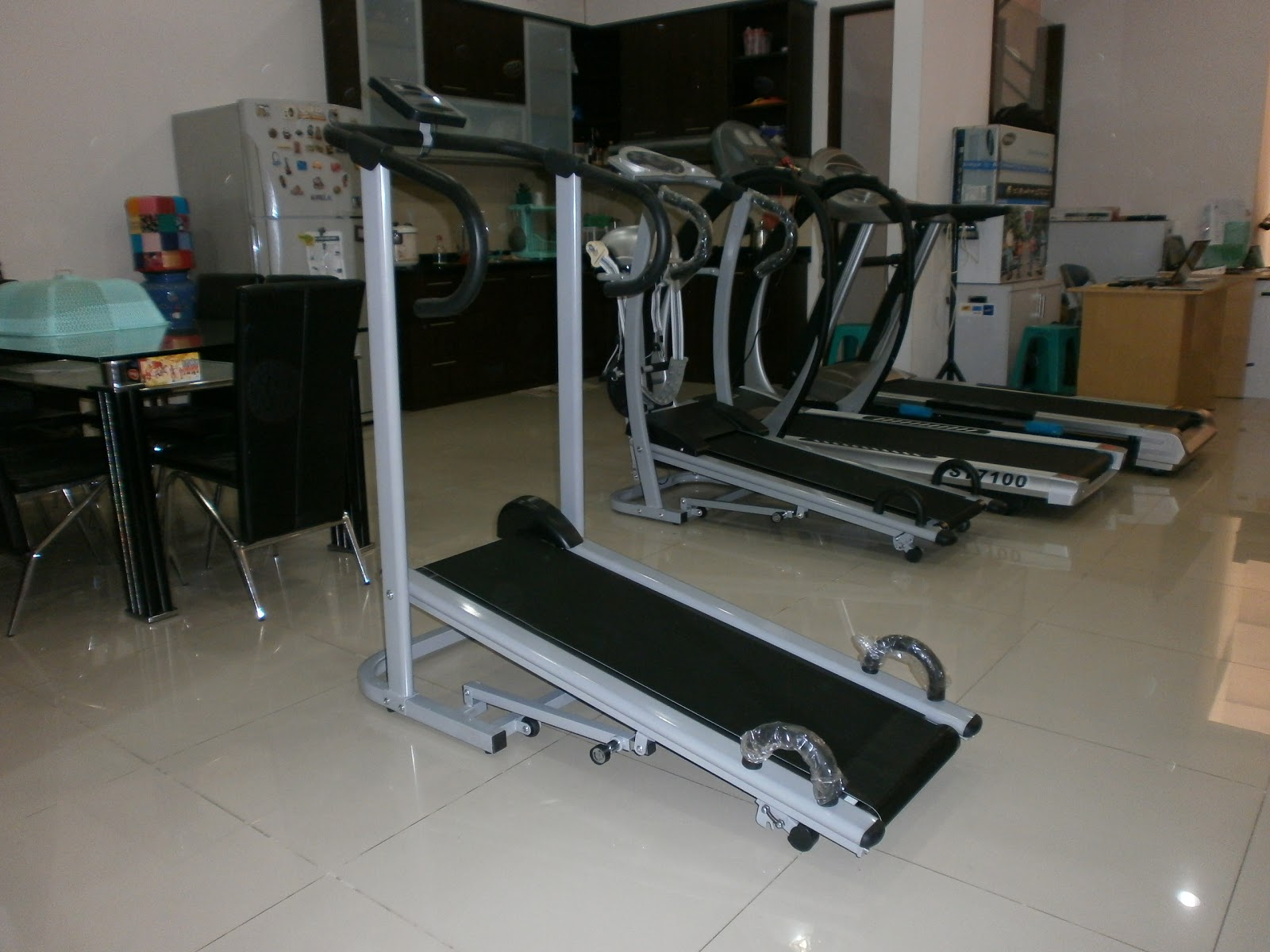 Juni 2011 081222620256 Treadmill Baru Harga Bekas Second