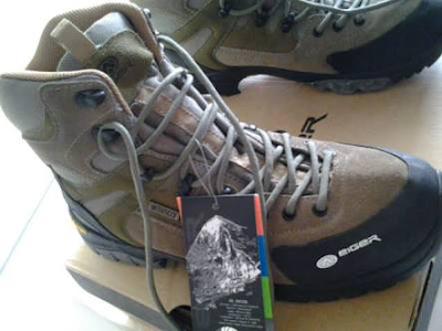 Review Sepatu Gunung Eiger W134 Review Sepatu Gunung Eiger W134