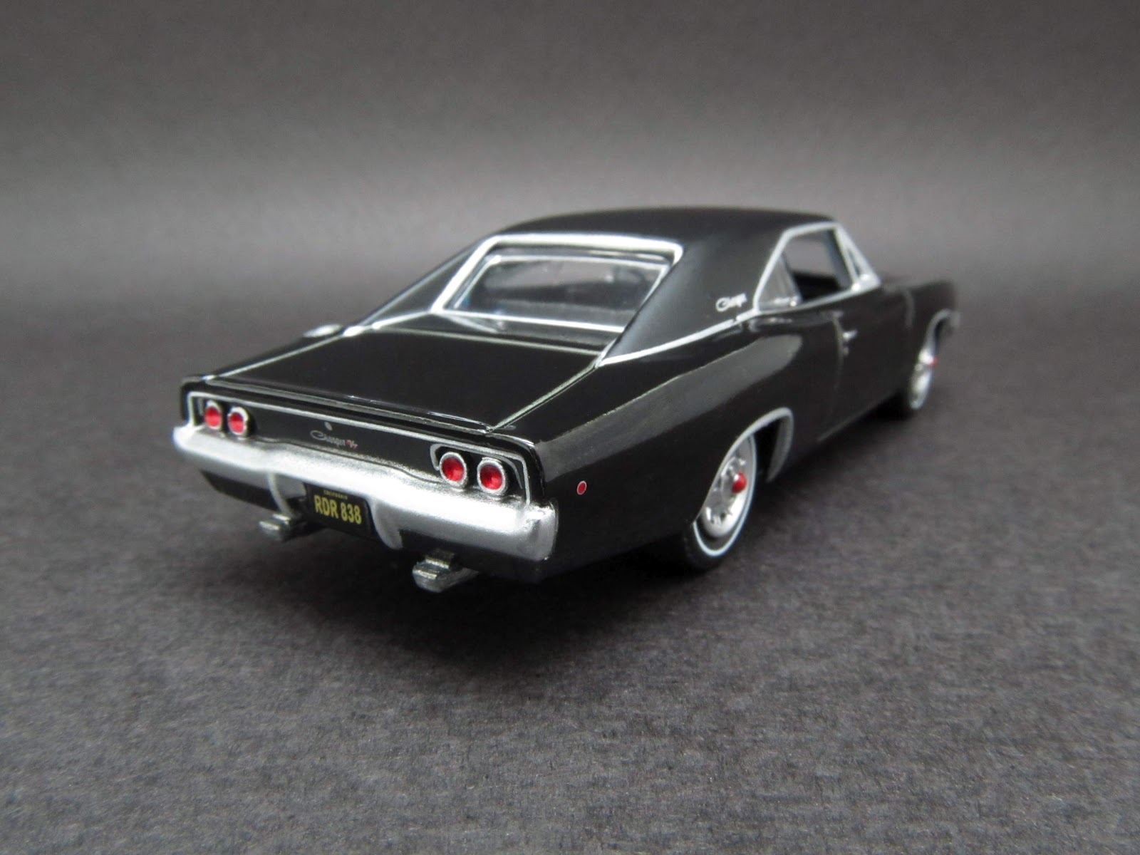 Dodge Charger 1968 черный